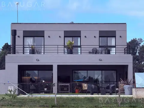 Casa en Venta en Pilar Del Este - Santa Sofia, Countries y Barrios Cerrados en Pilar