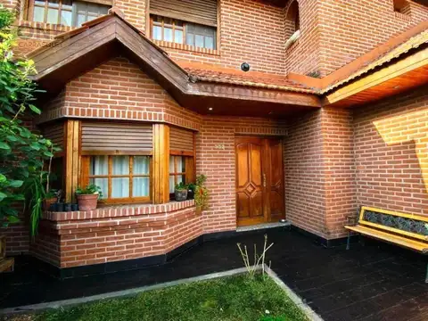 Casa en Venta en City Bell, Partido de La Plata