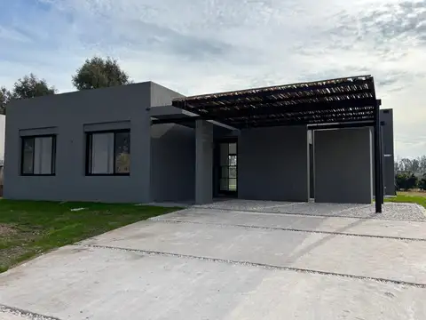 Casa en Venta en Santa Clara, Countries y Barrios Cerrados en Pilar
