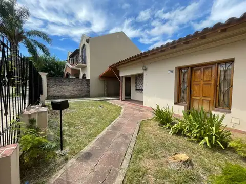 Casa en Venta en Ciudad Jardin del Palomar, Partido de Tres de Febrero