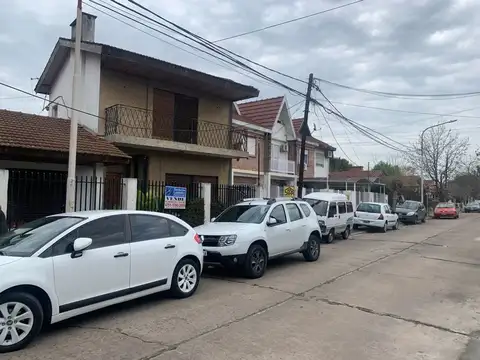Casa en Venta en Ciudad Jardin del Palomar, Partido de Tres de Febrero