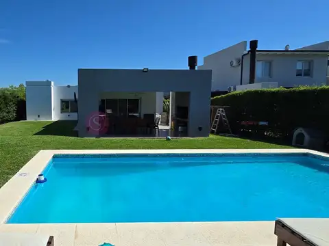 Casa en Venta en Pilar del Este - Santa Guadalupe, Countries y Barrios Cerrados en Pilar