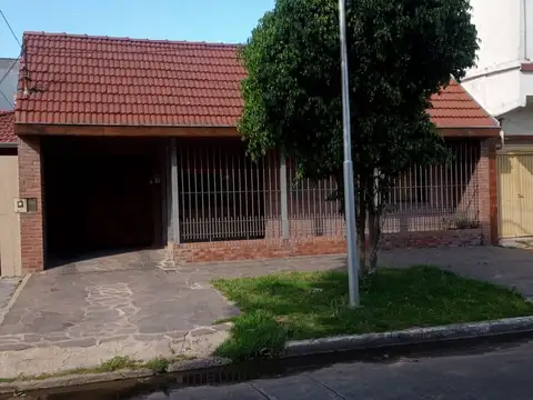 Casa en Venta en Lanus Este, Lanus