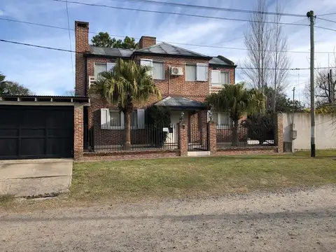 Casa en Venta en City Bell, Partido de La Plata