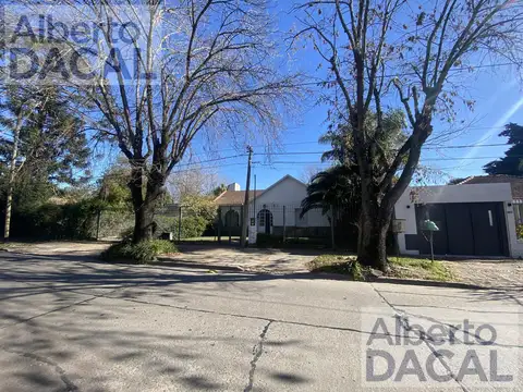 Casa en Venta en City Bell, Partido de La Plata
