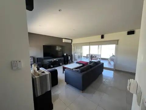 Casa en Venta en Medal Country club, Countries y Barrios Cerrados en Pilar