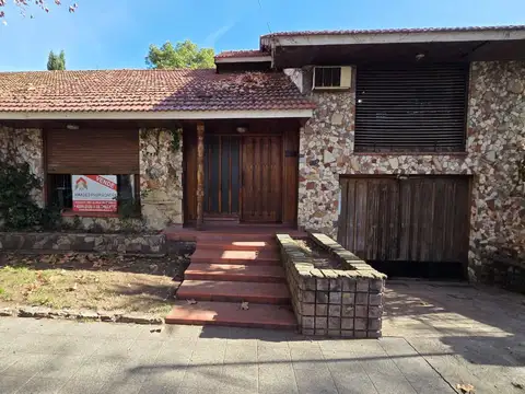 Casa en Venta en Centro / Microcentro, Lomas de Zamora