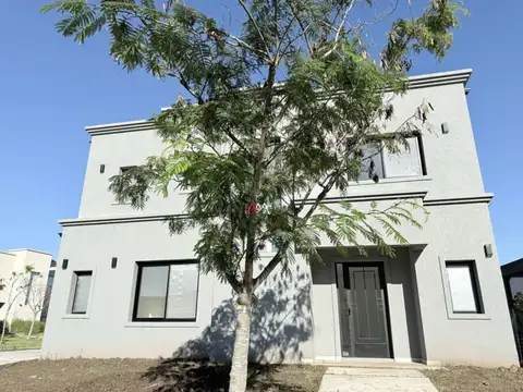 Casa en Venta en Pilar del Este - Santa Elena, Countries y Barrios Cerrados en Pilar