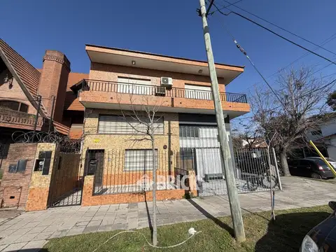 Casa en Venta en Burzaco, Partido de Almirante Brown