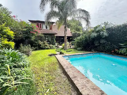 Casa en Venta en Barrio Parque Ayerza, Castelar