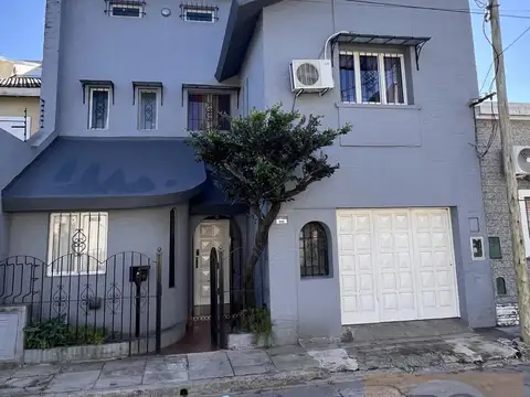 Casa en Venta en Villa Sarmiento, Partido de Morón
