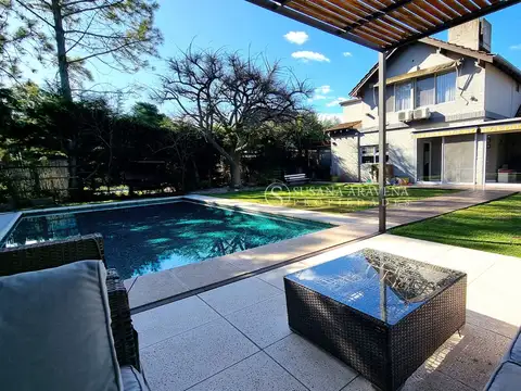 Casa en Venta en Acacias Blancas, Ingeniero Maschwitz