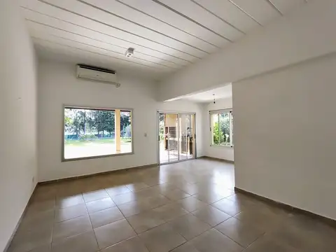 Casa en Venta en Santa Maria De Los Olivos, Countries y Barrios Cerrados en Malvinas Argentinas