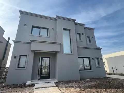 Casa en Venta en Pilar del Este - Santa Elena, Countries y Barrios Cerrados en Pilar