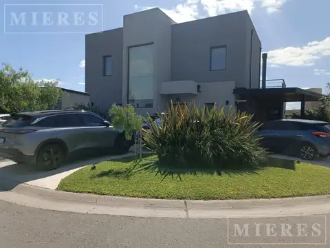 Casa en Venta en Pilar del Este - Santa Emilia, Countries y Barrios Cerrados en Pilar
