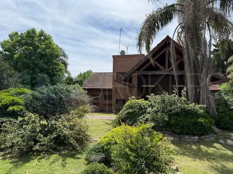 Casa en Venta en Banco Provincia, Francisco Alvarez