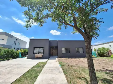 Casa en Venta en El Cantón - Barrio Islas, Countries y Barrios Cerrados en Escobar