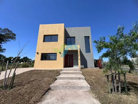 Casa en Venta en Pilar Del Este, Countries y Barrios Cerrados en Pilar