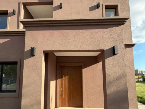Casa en Venta en Santo Tomas, Countries y Barrios Cerrados en Pilar