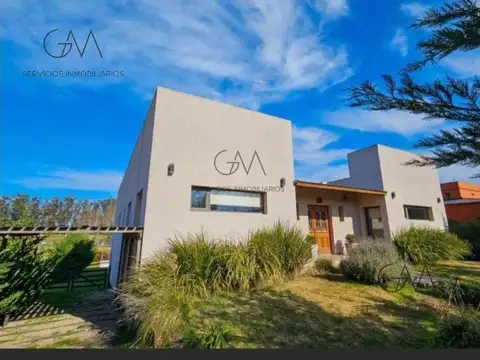 Casa en Venta en Barrancas De San Benito, Barrio Chapadmalal