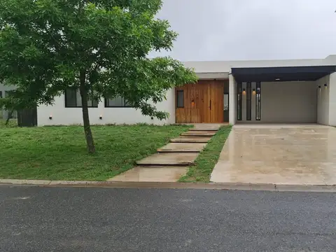 Casa en Venta en El Cantón - Barrio Golf, Countries y Barrios Cerrados en Escobar