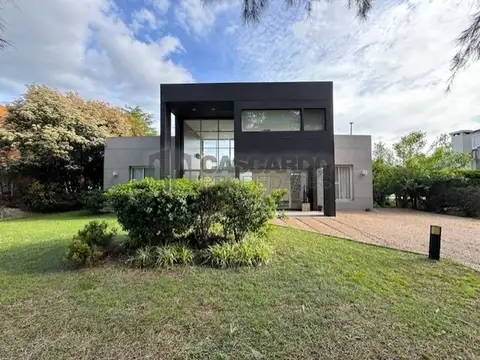 Casa en Venta en El Lauquen Club De Campo, Canning