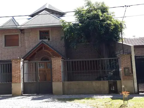 Casa en Venta en City Bell, Partido de La Plata