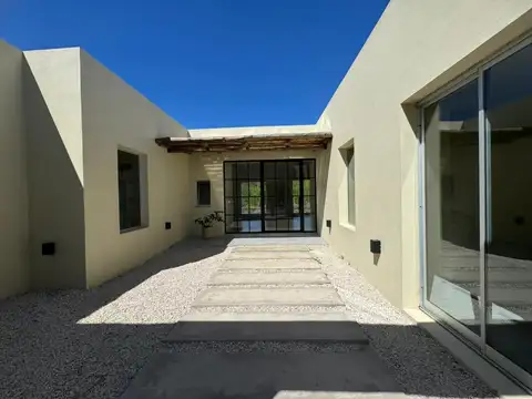 Casa en Venta en El Naudir, Countries y Barrios Cerrados en Escobar