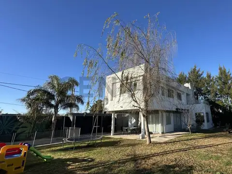 Casa en Venta en Joaquin Gorina, Partido de La Plata
