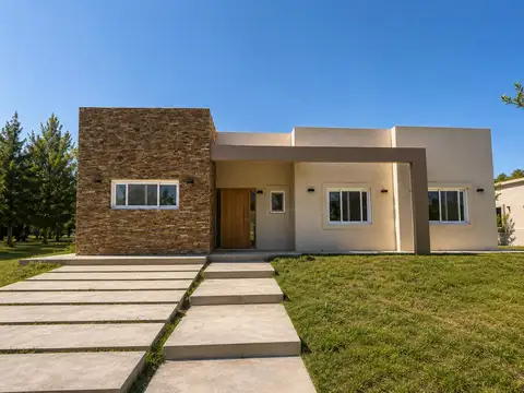 Casa en Venta en Casuarinas Del Pilar, Countries y Barrios Cerrados en Pilar