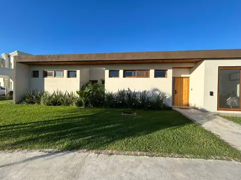 Casa en Venta en La Lonja, Partido de Pilar