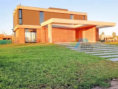 Casa en Venta en El Naudir, Countries y Barrios Cerrados en Escobar
