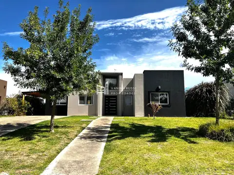 Casa en Venta en El Canton, Countries y Barrios Cerrados en Escobar