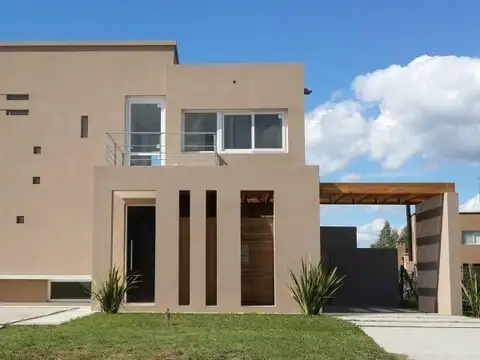 Casa en Venta en El Canton, Countries y Barrios Cerrados en Escobar