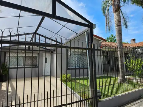 Casa en Venta en Ciudad Jardin del Palomar, Partido de Tres de Febrero