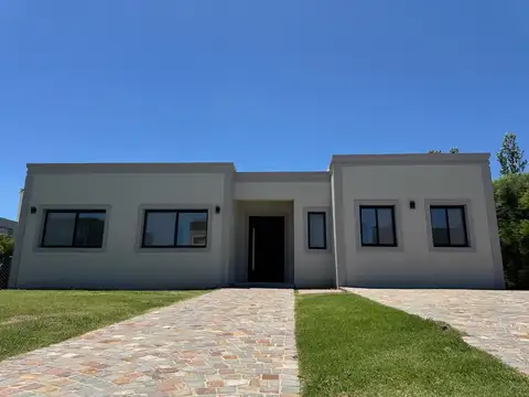 Casa en Venta en Haras Santa Maria, Countries y Barrios Cerrados en Escobar