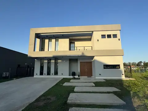 Casa en Venta en Countries y Barrios Cerrados en Pilar, Partido de Pilar