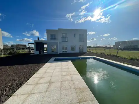 Casa en Venta en El Cantón - Barrio Golf, Countries y Barrios Cerrados en Escobar