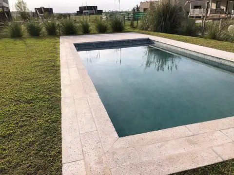 Casa en Venta en El Naudir, Countries y Barrios Cerrados en Escobar