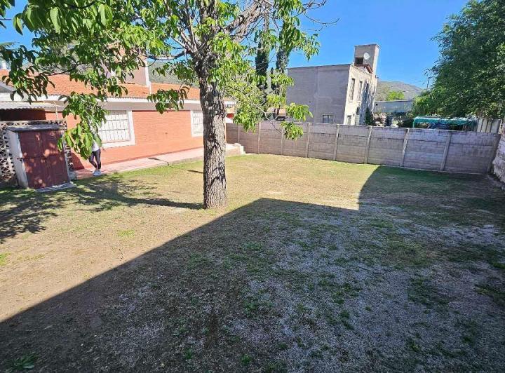 Casa · 110m² · 2 Dormitorios · 2 Cocheras