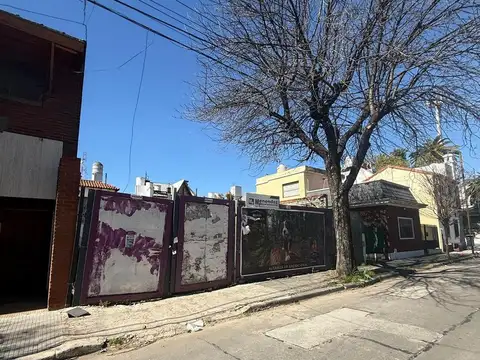 Terreno en Venta en Versalles, CABA