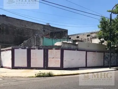 Terreno en Venta en Mataderos, CABA
