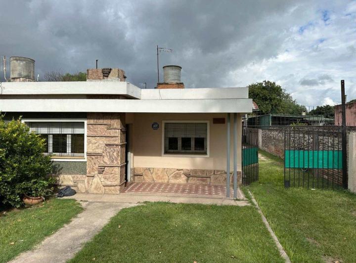 Casa · 173m² · 5 Ambientes · 2 Cocheras