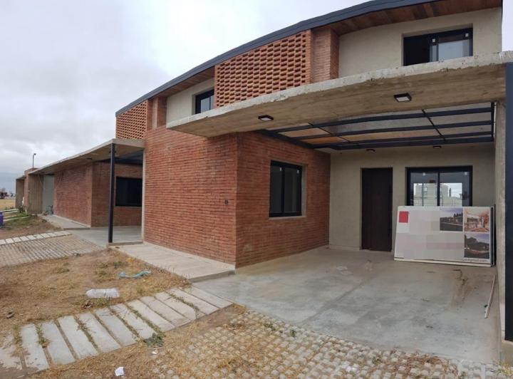 Casa · 180m² · 3 Ambientes