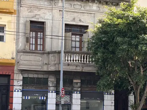Terreno en Venta en Flores Norte, Flores