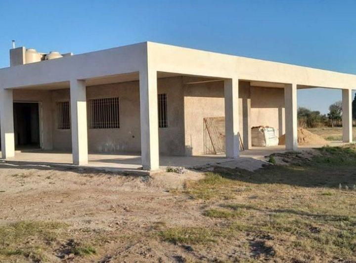 Casa · 320m² · 7 Ambientes · 2 Cocheras