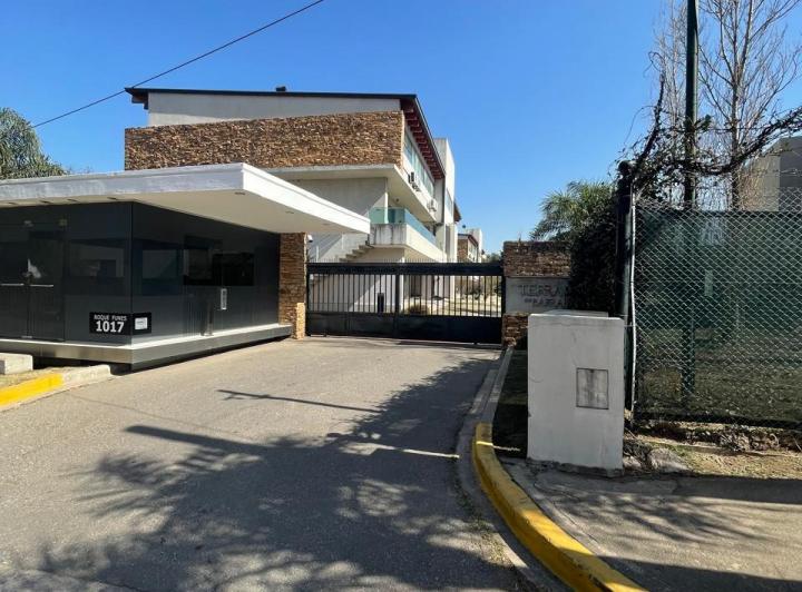 Departamento · 200m² · 10 Ambientes · 2 Cocheras