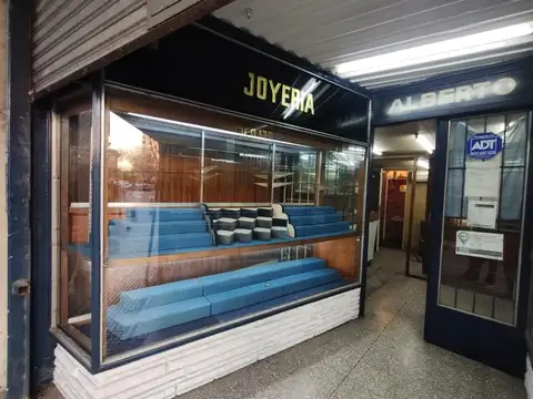 Local en Venta en Pompeya, Capital Federal