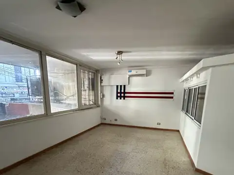 Local en Venta en Flores, Capital Federal