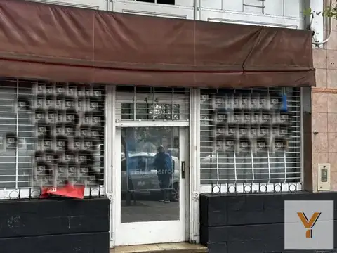 Local en Venta en Mataderos, CABA
